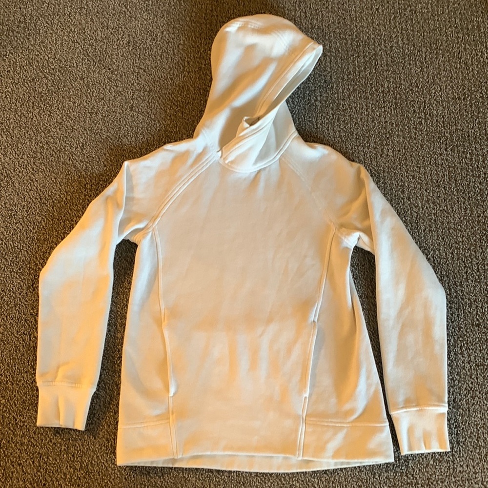 Lululemon white hooded sweatshirt size 6